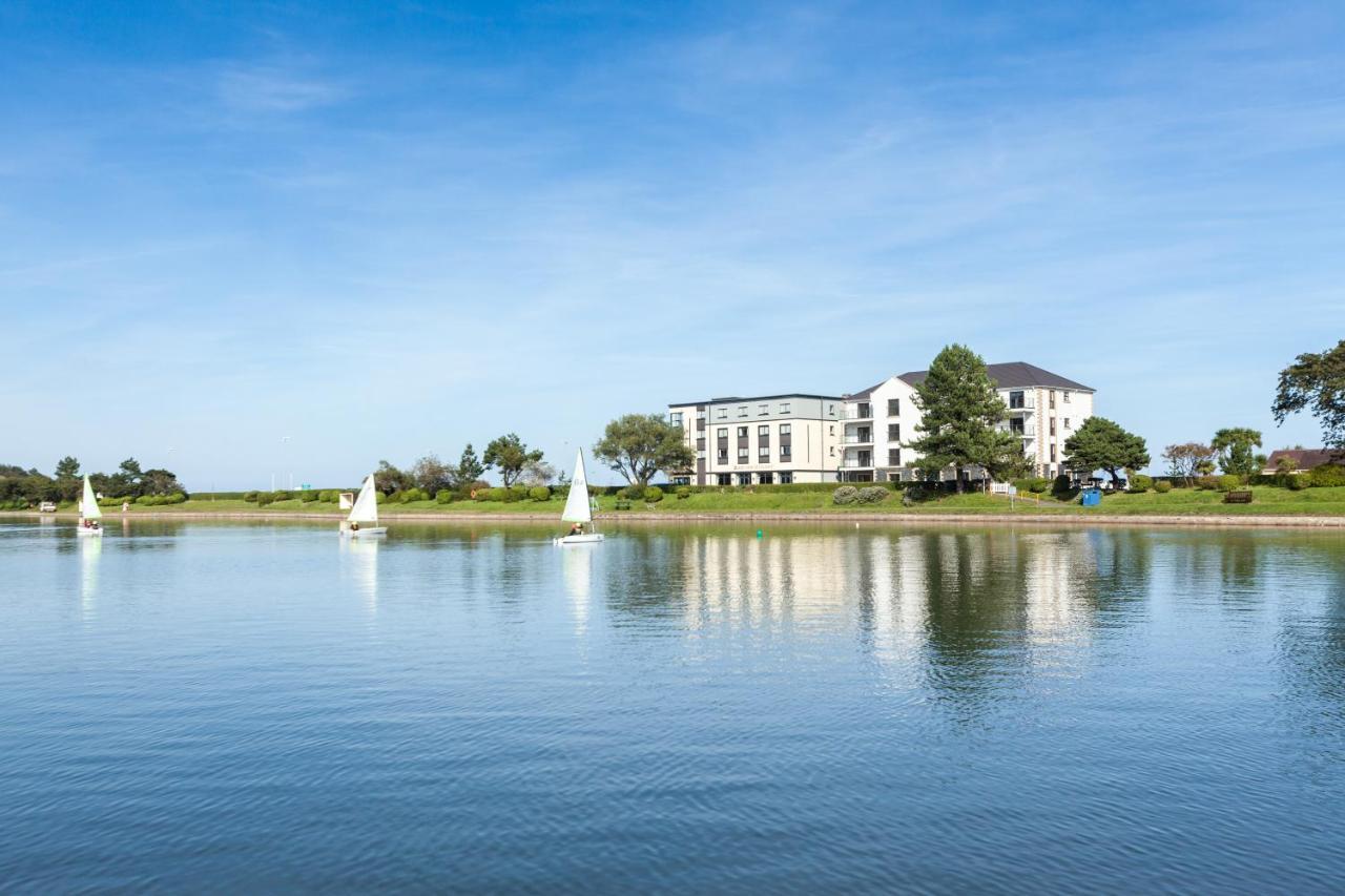 Ramsey Park Hotel Exterior photo